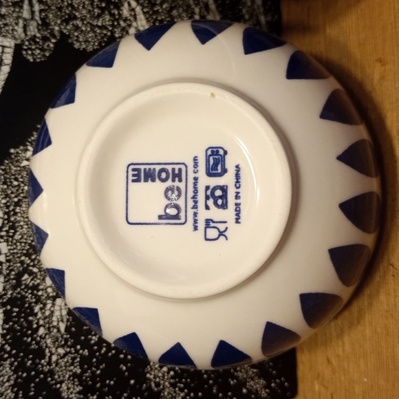 Set of Dip Bowls - Picture 4 of 12